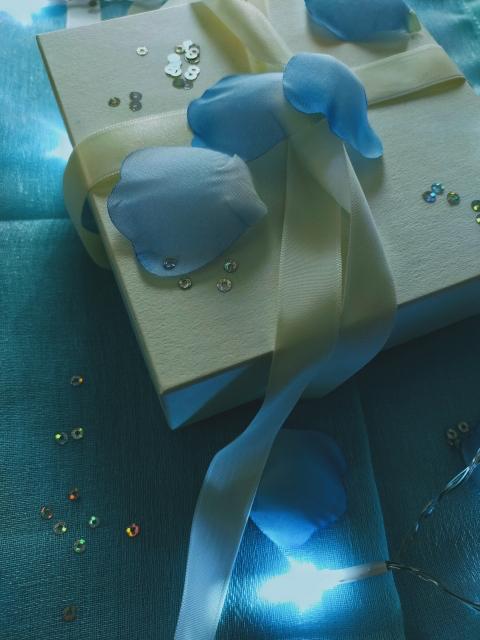 夜明けみたいな恋だった