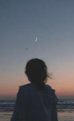 そばかすは太陽が流した涙の跡